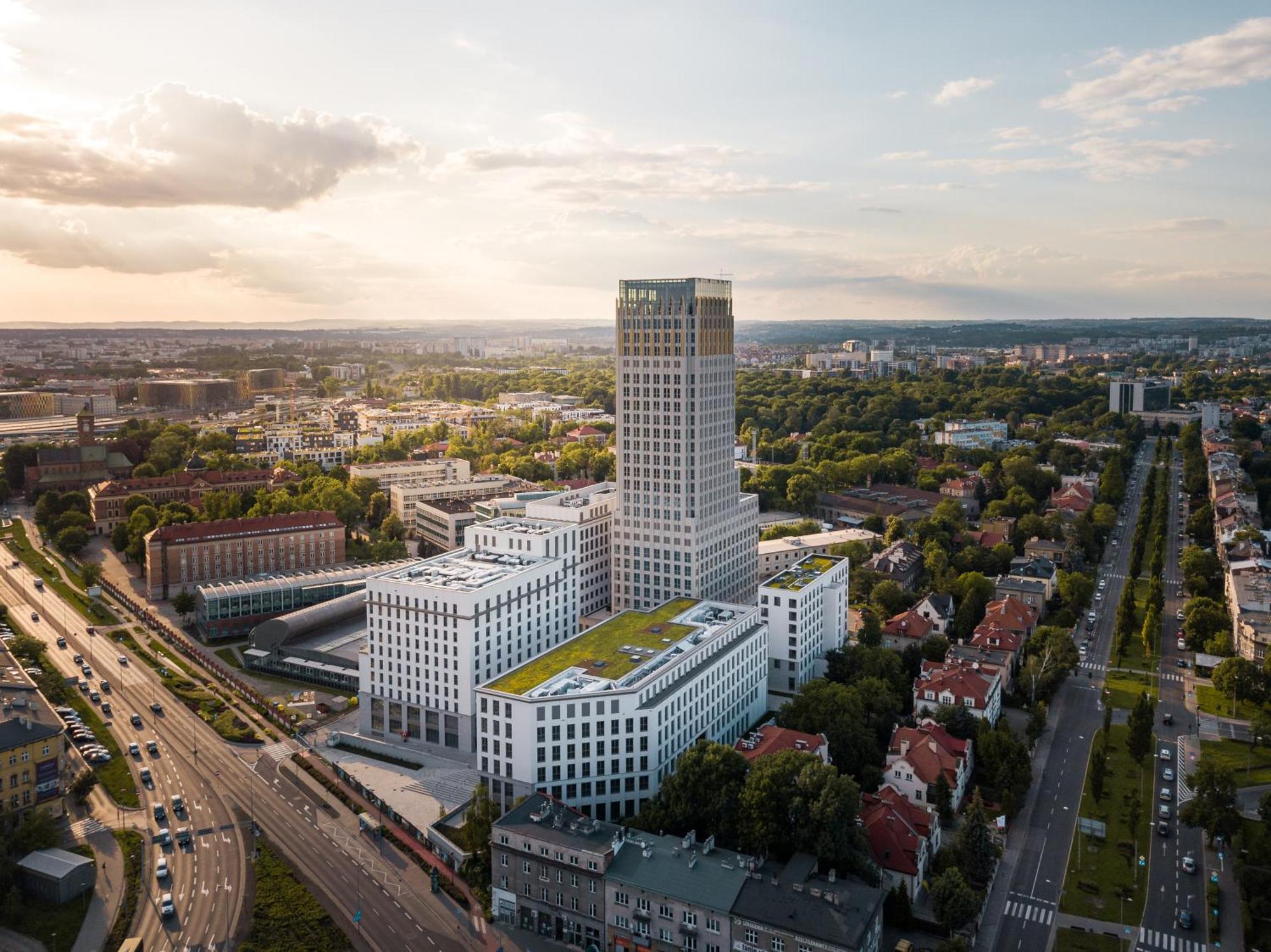 Radisson Red Hotel & Radisson Red Apartments, Krasków Exterior foto